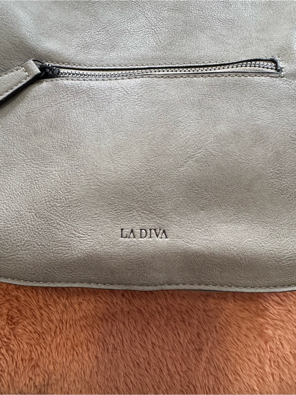 Ladiva Women's Gray Suede & Leather Crossbody Shoulder Bag - - Picture 4 of 16